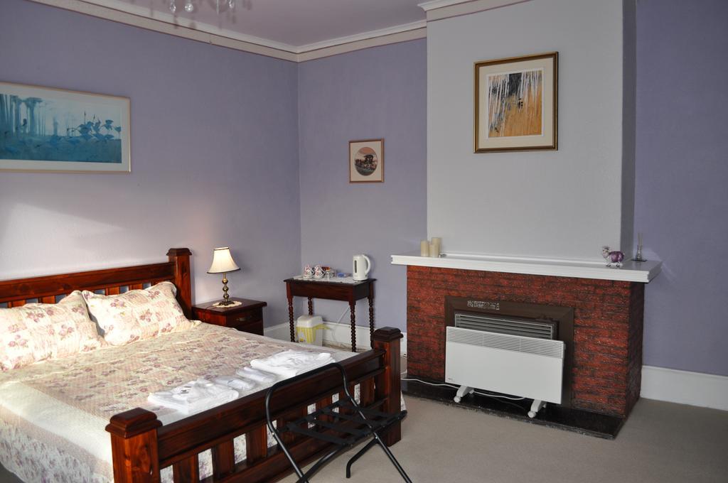 Bushy Park Roslyn House Bed & Breakfast מראה חיצוני תמונה