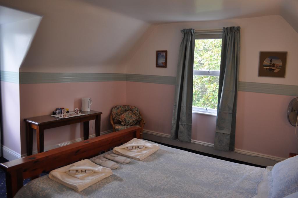 Bushy Park Roslyn House Bed & Breakfast מראה חיצוני תמונה
