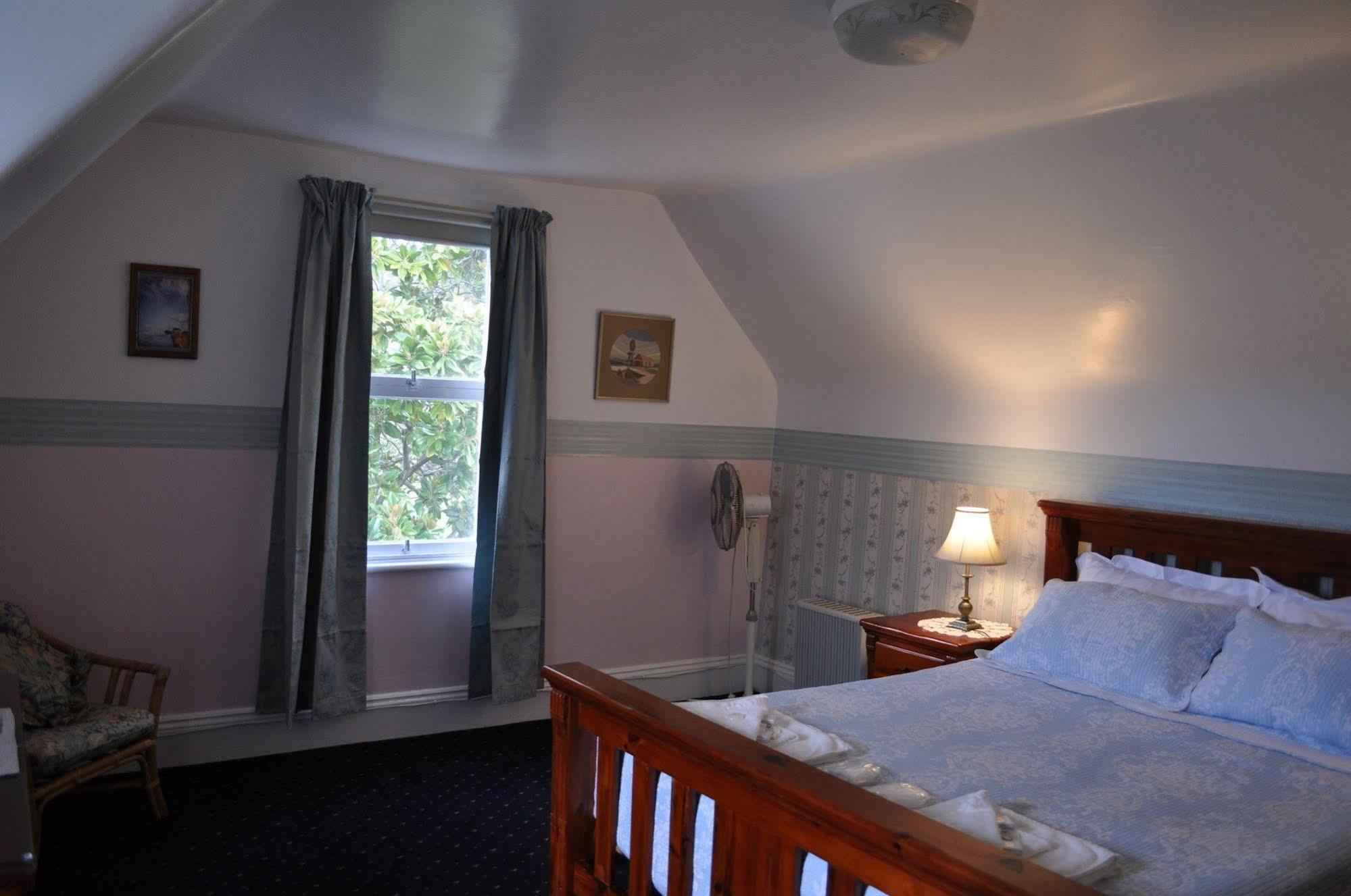 Bushy Park Roslyn House Bed & Breakfast מראה חיצוני תמונה