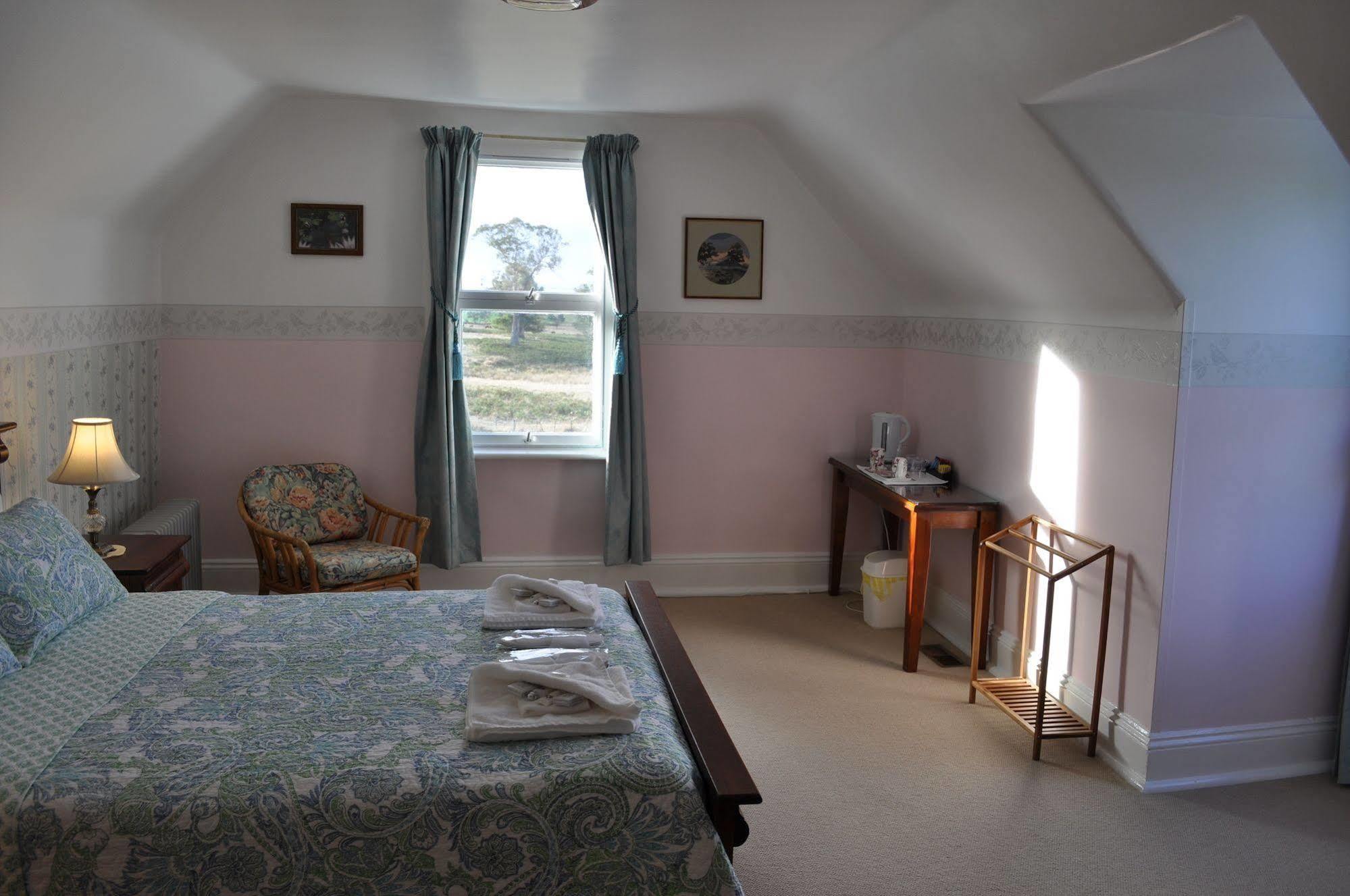 Bushy Park Roslyn House Bed & Breakfast מראה חיצוני תמונה